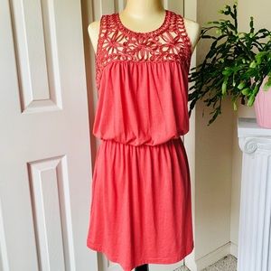 🌷🌼Coral color pullover dress with crocheted top